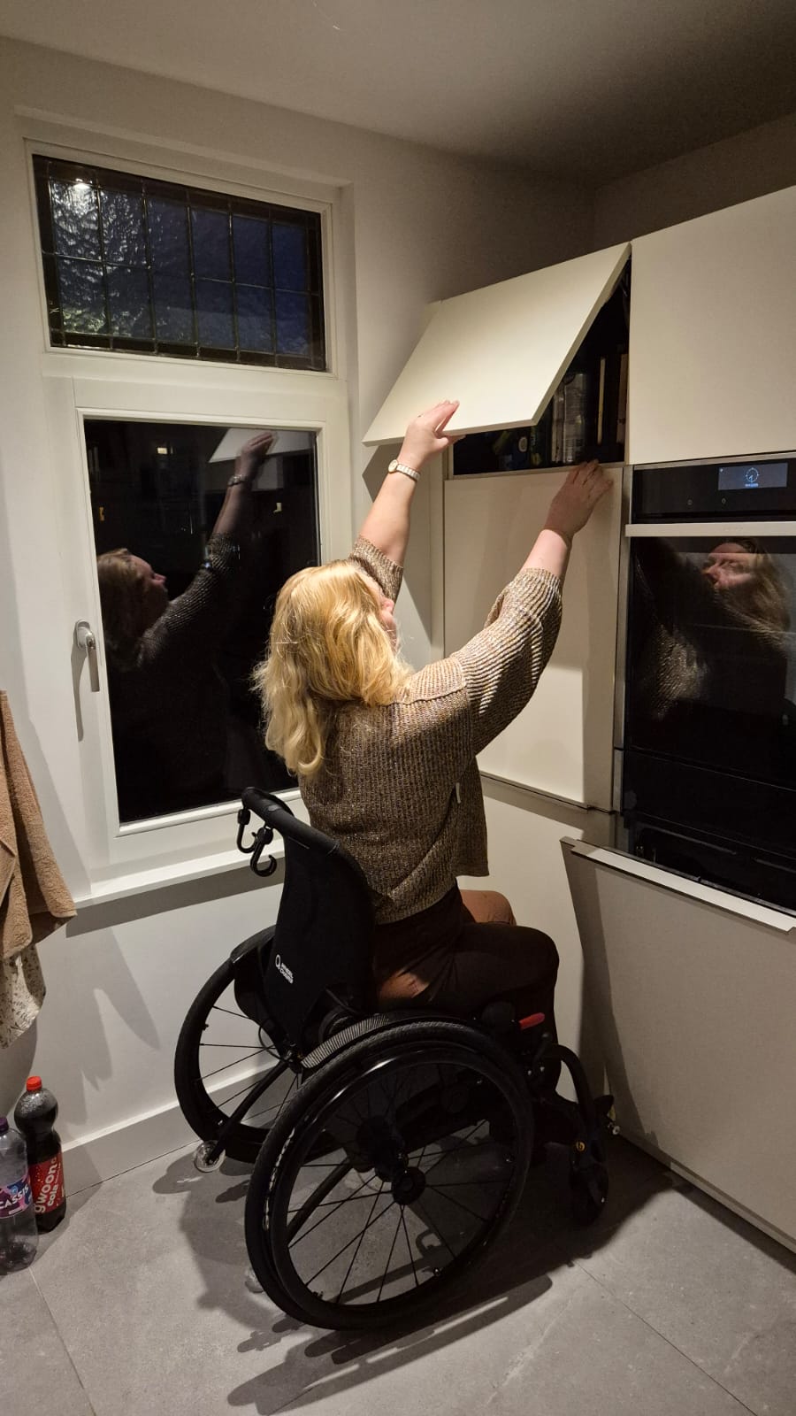 Marloes met Flow Active in de Keuken Marloes met Flow Active in de Keuken